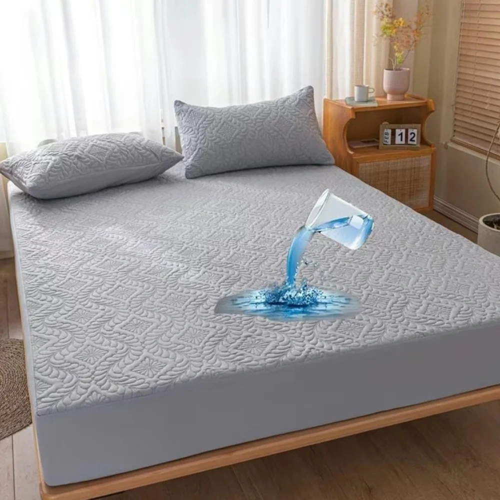Leaf Pattern Waterproof Mattress Cover without Pillowcase, Soft Breathable